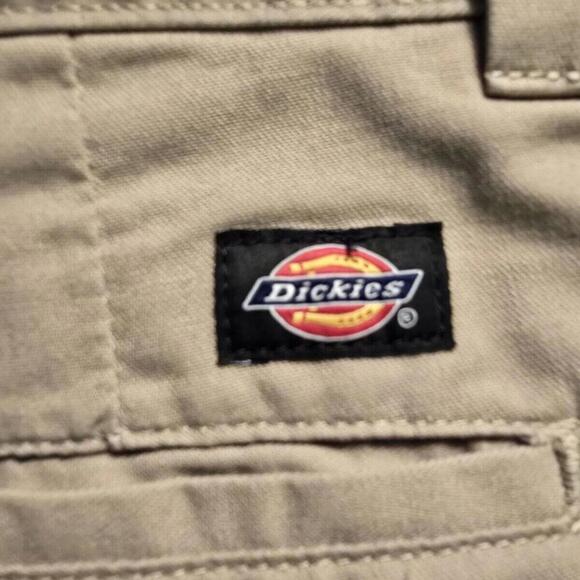 Dickies Genuine Essential Flex Work Shorts Tan Size 32 Straight Fit Brand KL-681 - Picture 6 of 8